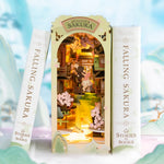 DIY Book Nook kit - Falling Sakura