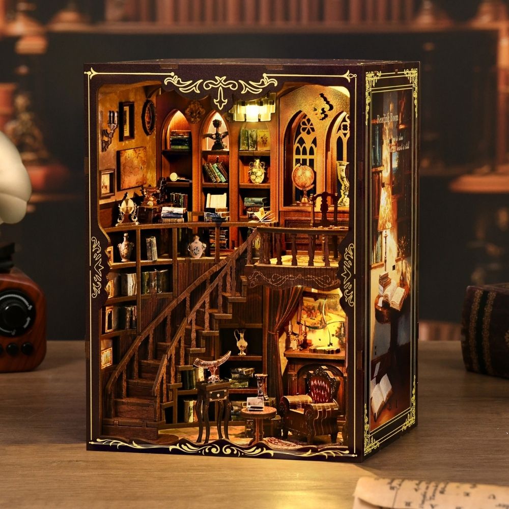 DIY Book Nook Kit - Ancient Rhyme Library Figured'Art