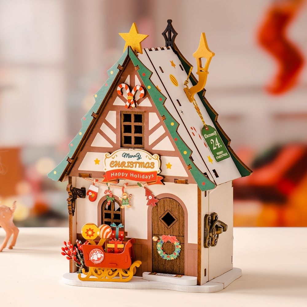 Miniature House - Twinkling Christmas House