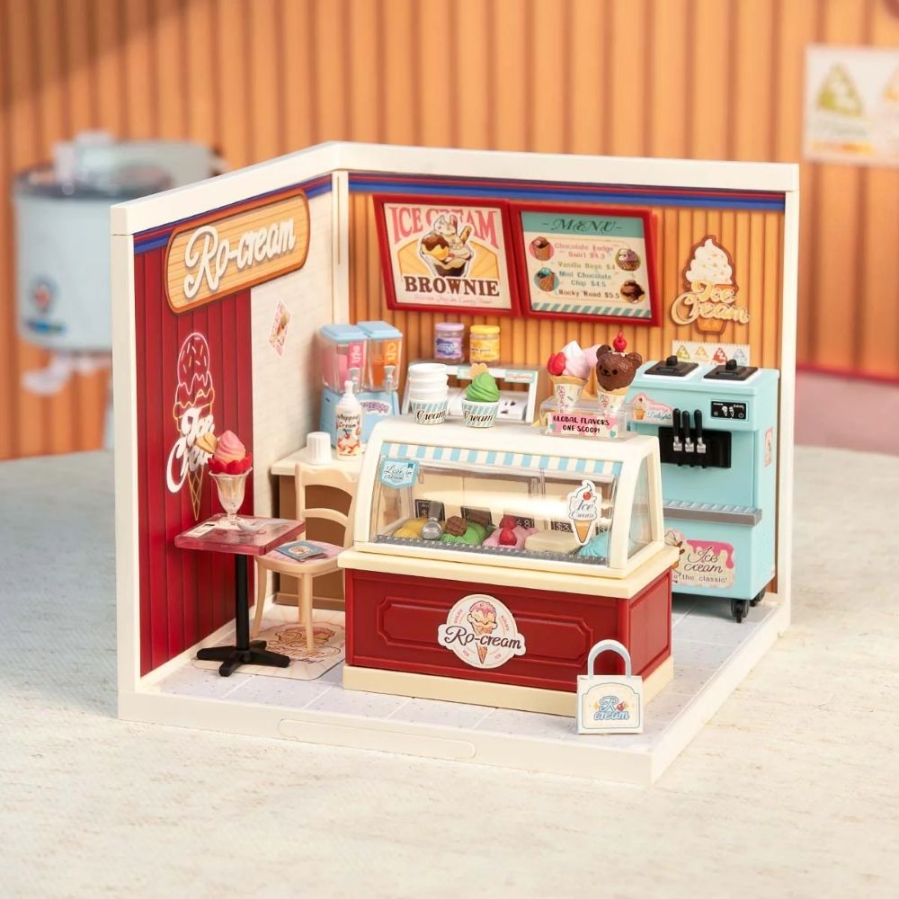 Miniature House - Flavorful Ice Cream Figured'Art