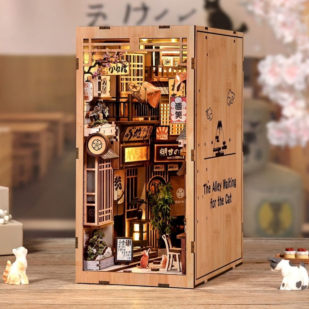 DIY Book Nook Kit - The Japanese Alley
