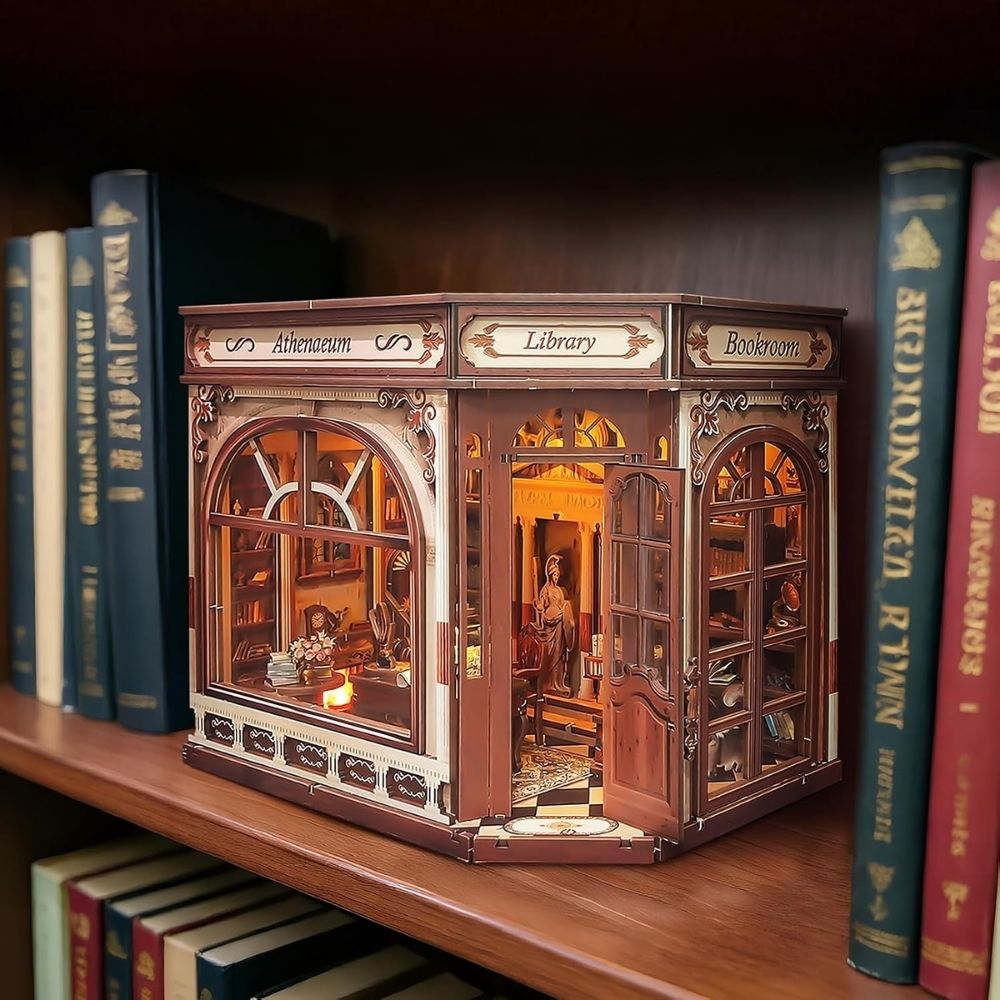 Miniature House - Athena's Study