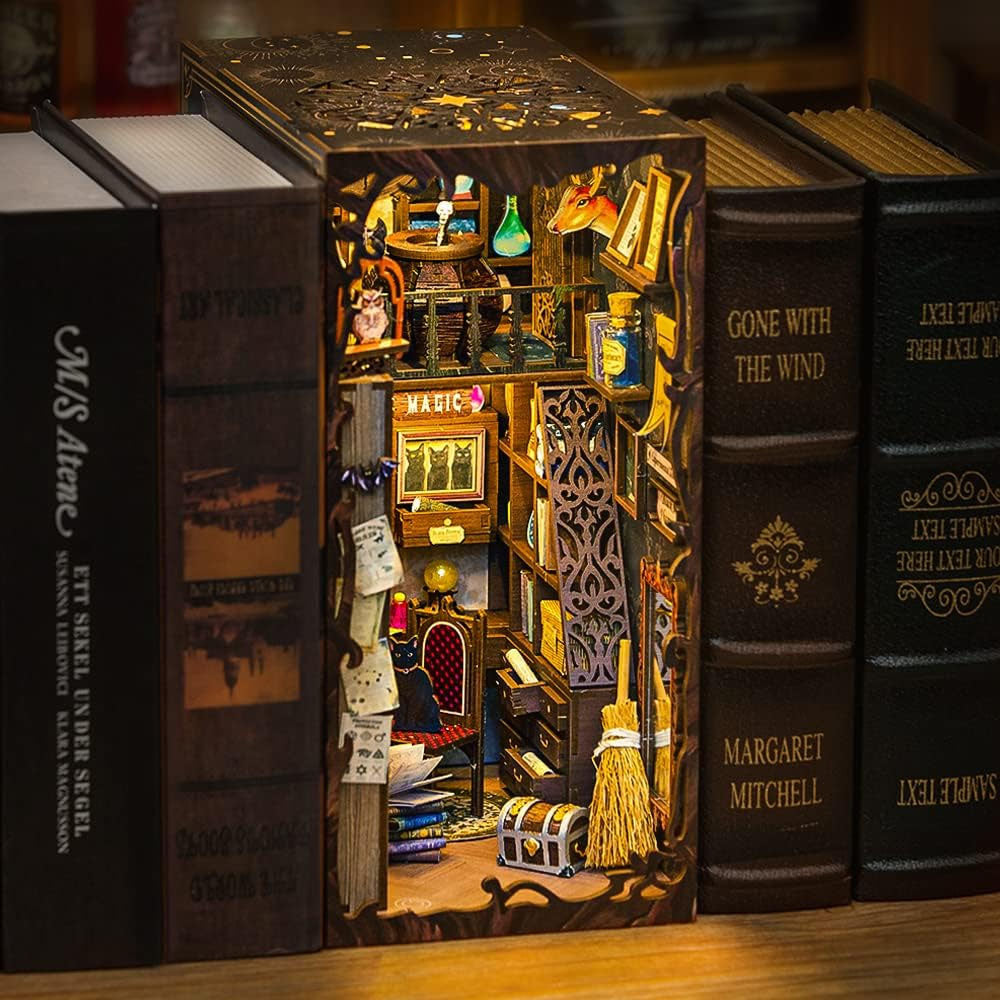 DIY Book Nook kit UK - Magic Pharmacist